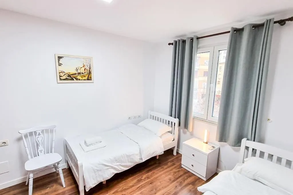 City Center 2Br Apartment Tirana Albania